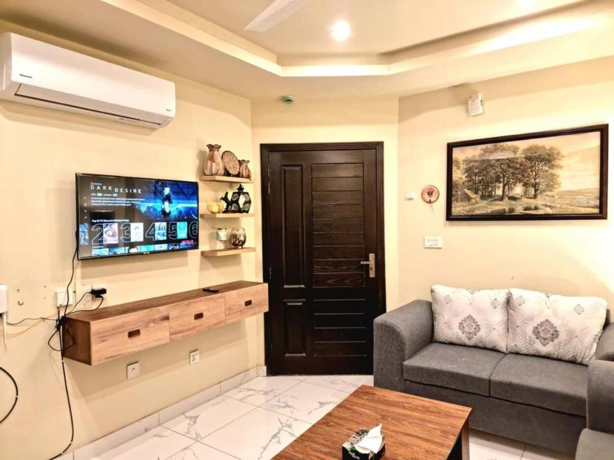 Comfortable & Lovely 1 Bed Apt In Bahria Town Rawalpindi Exterior foto